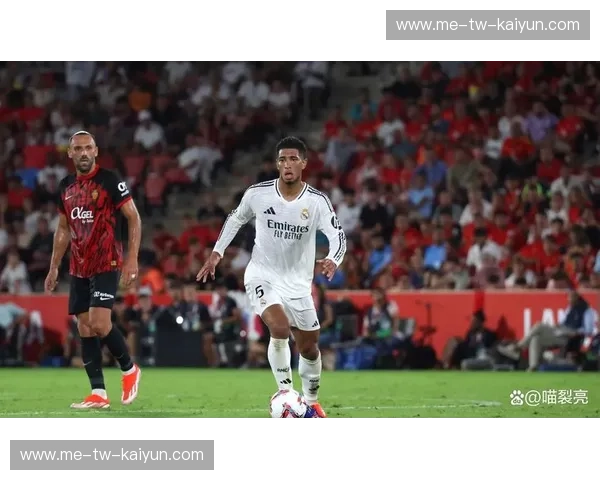 梦剧场烽烟再起：曼联vs皇马，巅峰对决的绿茵猜想